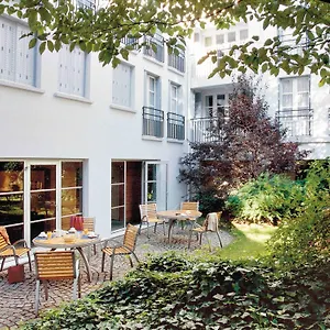 Aparthotel Adagio Montmartre, Parigi